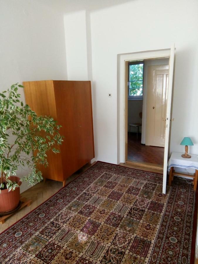Apartricanova Apartament